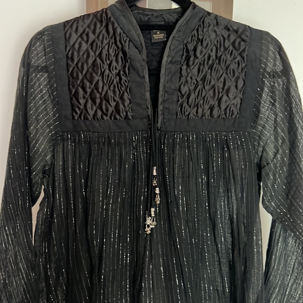 Vintage, made in India tunic. Beautiful details!